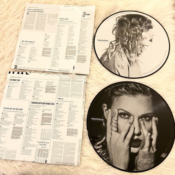 Taylor Swift Limited Edition Reputation Vinyl - Picture 1 of 13